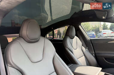 Лифтбек Tesla Model S 2022 в 
