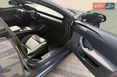 Лифтбек Tesla Model S 2022 в Львове