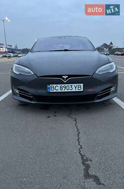 Лифтбек Tesla Model S 2016 в 