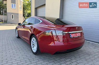 Лифтбек Tesla Model S 2017 в 