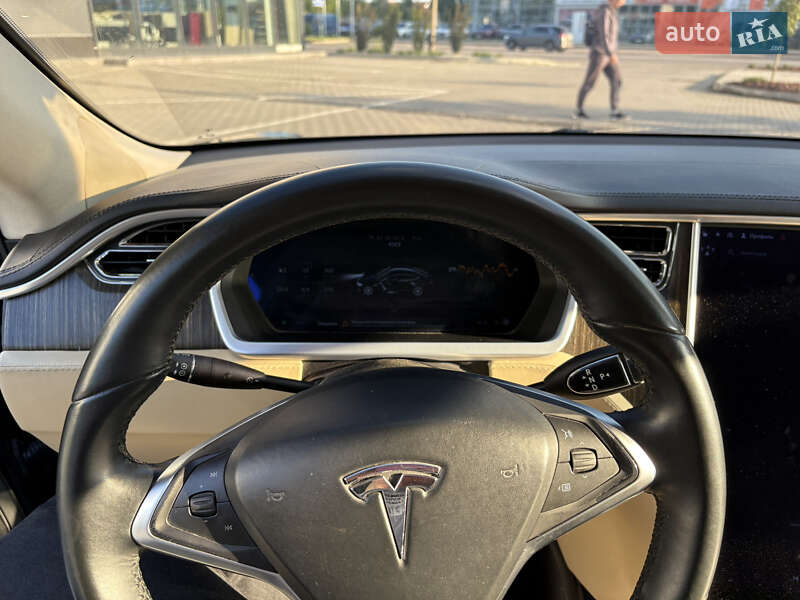 Лифтбек Tesla Model S 2013 в Хмельницком