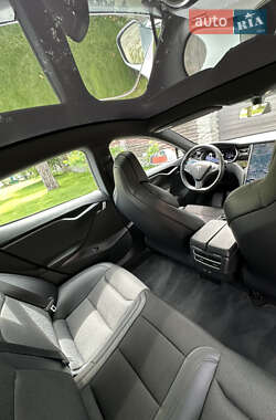 Лифтбек Tesla Model S 2018 в 