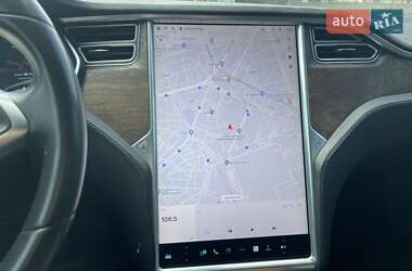 Лифтбек Tesla Model S 2017 в 