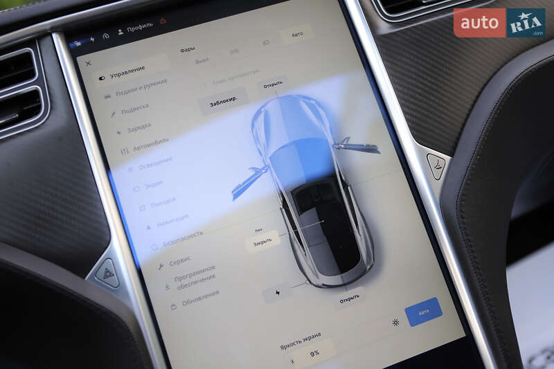 Лифтбек Tesla Model S 2014 в Дрогобыче
