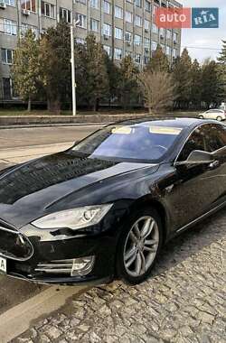 Ліфтбек Tesla Model S 2014 в Львові