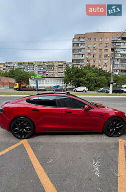 Лифтбек Tesla Model S 2018 в 