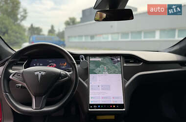 Лифтбек Tesla Model S 2018 в 