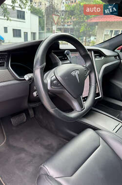 Лифтбек Tesla Model S 2018 в 