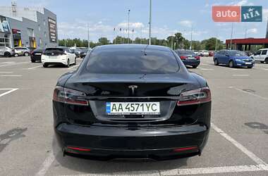 Ліфтбек Tesla Model S 2021 в 