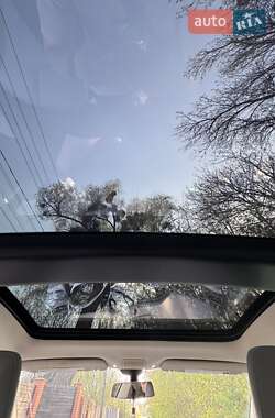 Ліфтбек Tesla Model S 2014 в 
