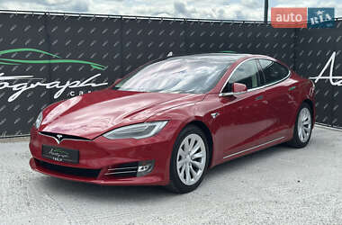 Лифтбек Tesla Model S 2018 в 