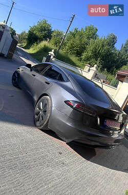 Лифтбек Tesla Model S 2022 в 