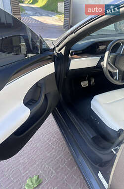 Лифтбек Tesla Model S 2022 в 