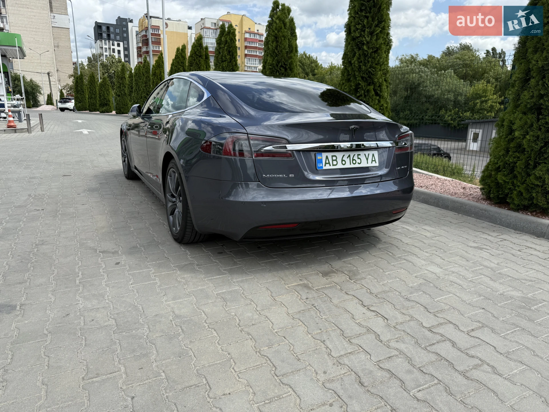2020 Tesla Model S - мініатюра 19