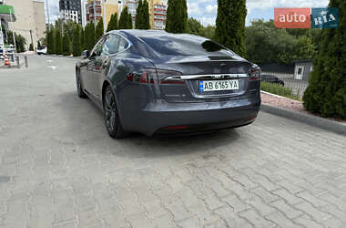Ліфтбек Tesla Model S 2020 в 