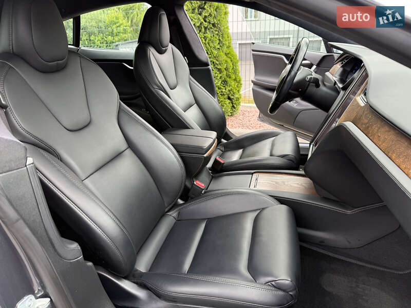 Ліфтбек Tesla Model S 2020 в Вінниці фото 22 Ліфтбек Tesla Model S 2020 в Вінниці