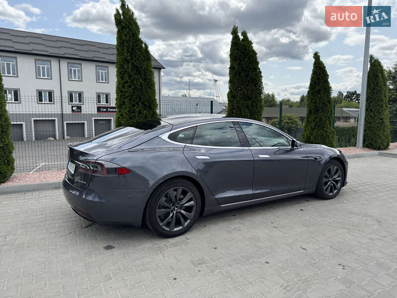Ліфтбек Tesla Model S 2020 в Вінниці фото 16 Ліфтбек Tesla Model S 2020 в Вінниці