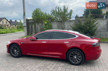 Лифтбек Tesla Model S 2017 в 
