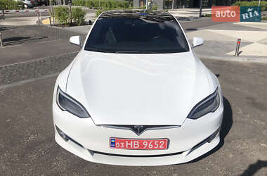 Ліфтбек Tesla Model S 2018 в Києві