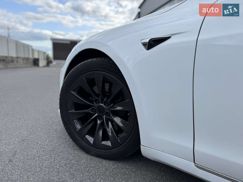 Лифтбек Tesla Model S 2017 в Виннице фото 13 Лифтбек Tesla Model S 2017 в Виннице