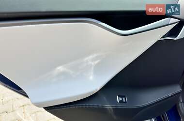 Лифтбек Tesla Model S 2018 в 
