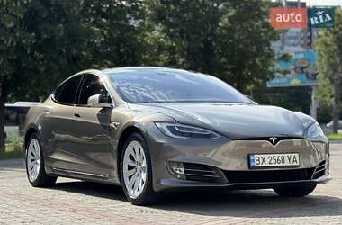 Лифтбек Tesla Model S 2016 в 