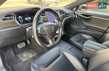 Лифтбек Tesla Model S 2016 в 
