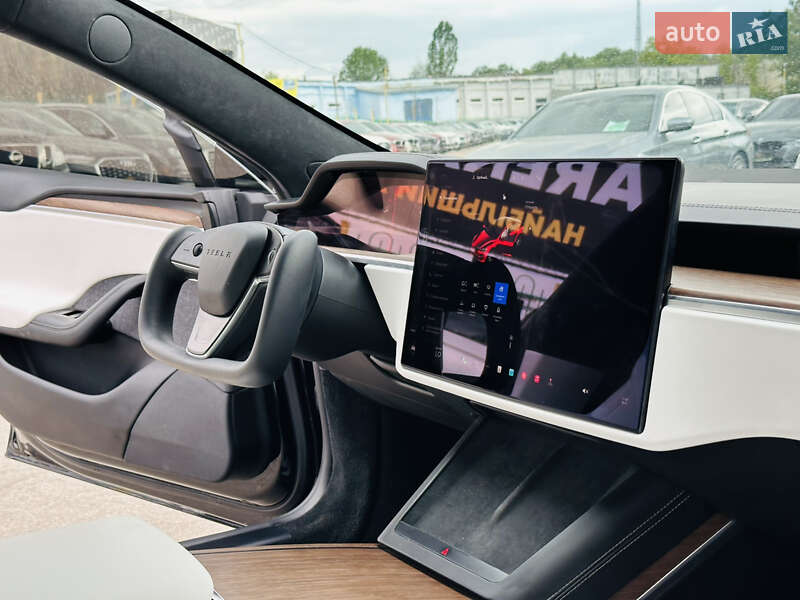 Лифтбек Tesla Model S 2022 в Харькове