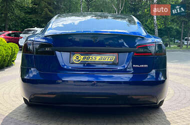 Лифтбек Tesla Model S 2019 в 