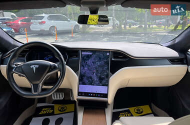 Лифтбек Tesla Model S 2019 в 