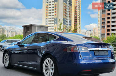 Лифтбек Tesla Model S 2018 в 