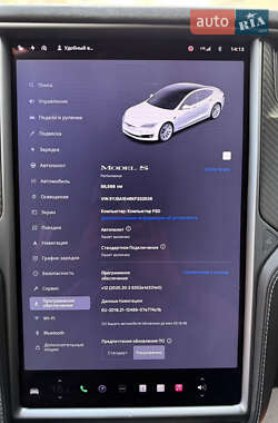 Лифтбек Tesla Model S 2019 в 