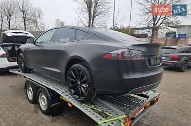 Лифтбек Tesla Model S 2014 в 