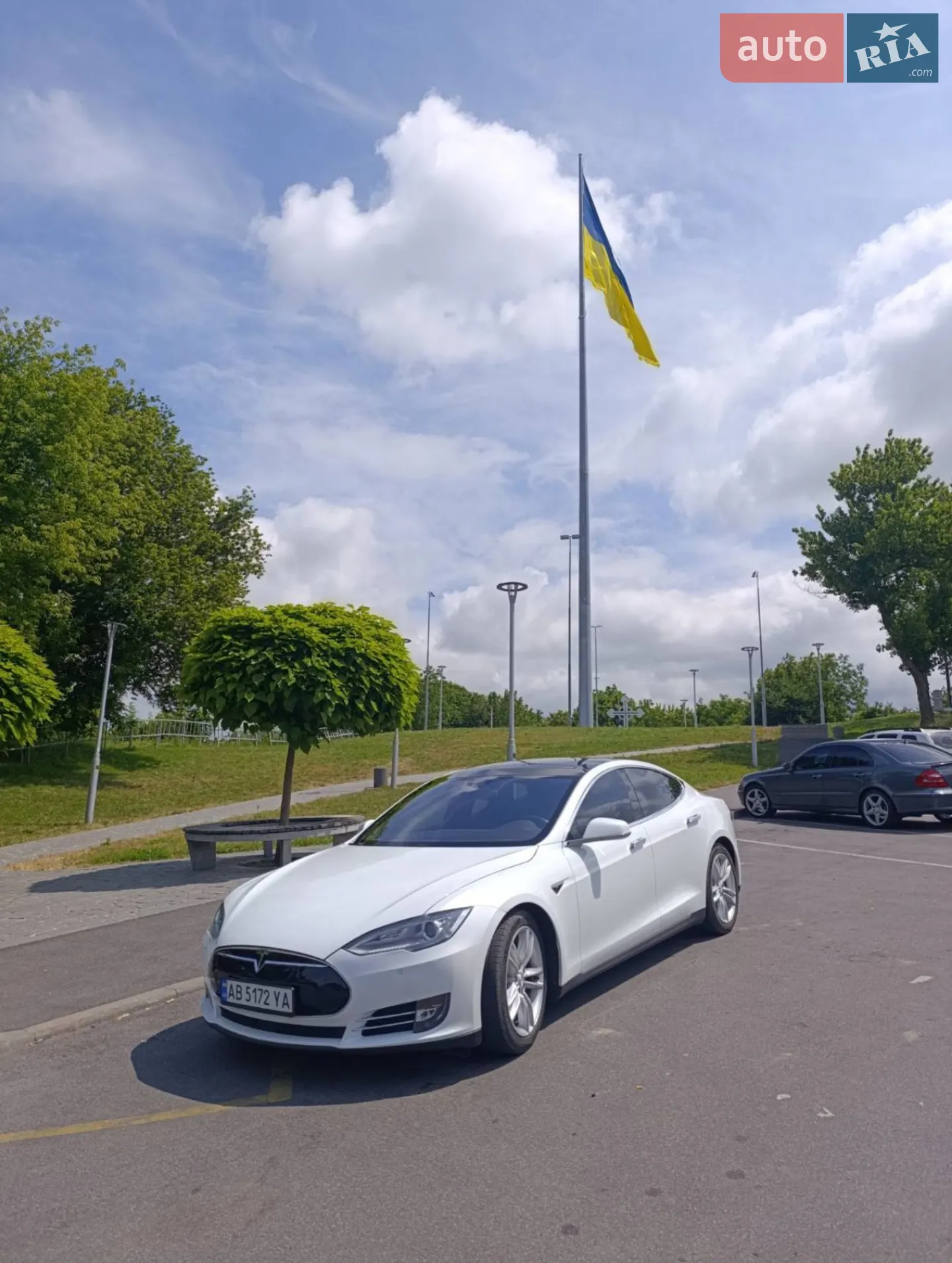 2015 Tesla Model S - мініатюра 17