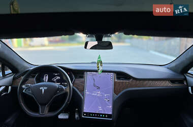 Лифтбек Tesla Model S 2018 в 