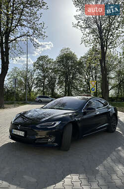 Лифтбек Tesla Model S 2018 в 
