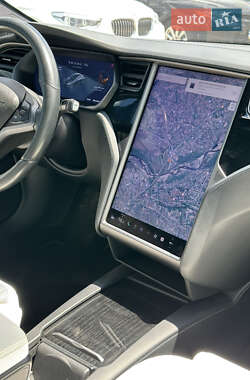 Лифтбек Tesla Model S 2020 в 