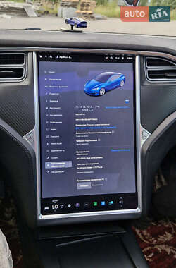 Ліфтбек Tesla Model S 2016 в 