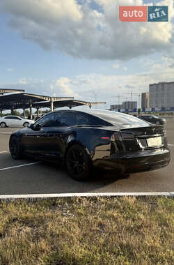 Лифтбек Tesla Model S 2022 в 