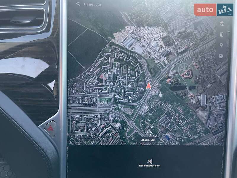 Лифтбек Tesla Model S 2014 в Львове