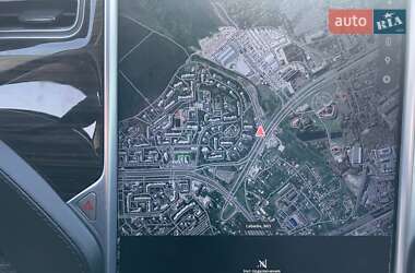 Ліфтбек Tesla Model S 2014 в 