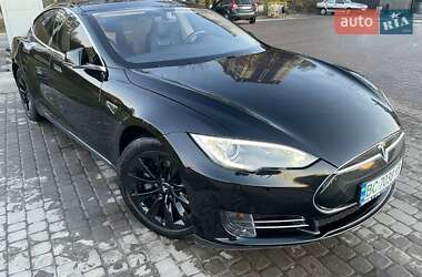 Ліфтбек Tesla Model S 2014 в 
