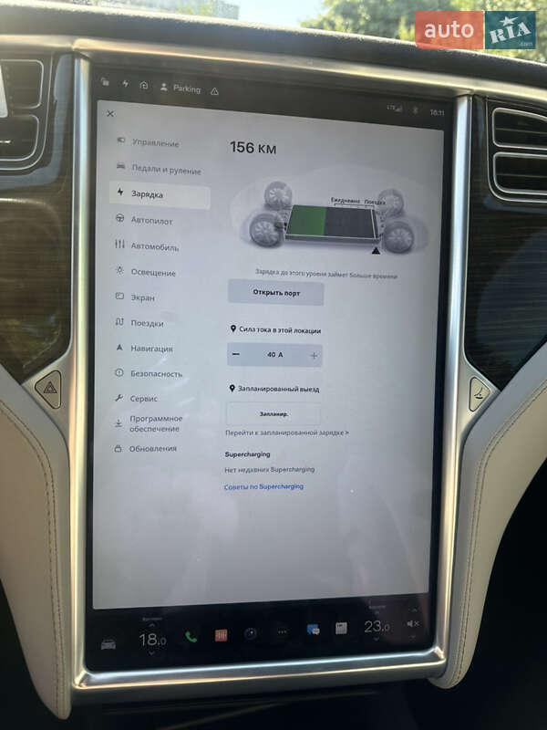 Лифтбек Tesla Model S 2015 в Львове