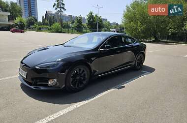 Ліфтбек Tesla Model S 2015 в Харкові
