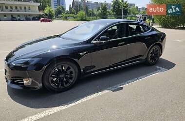 Лифтбек Tesla Model S 2015 в Харькове
