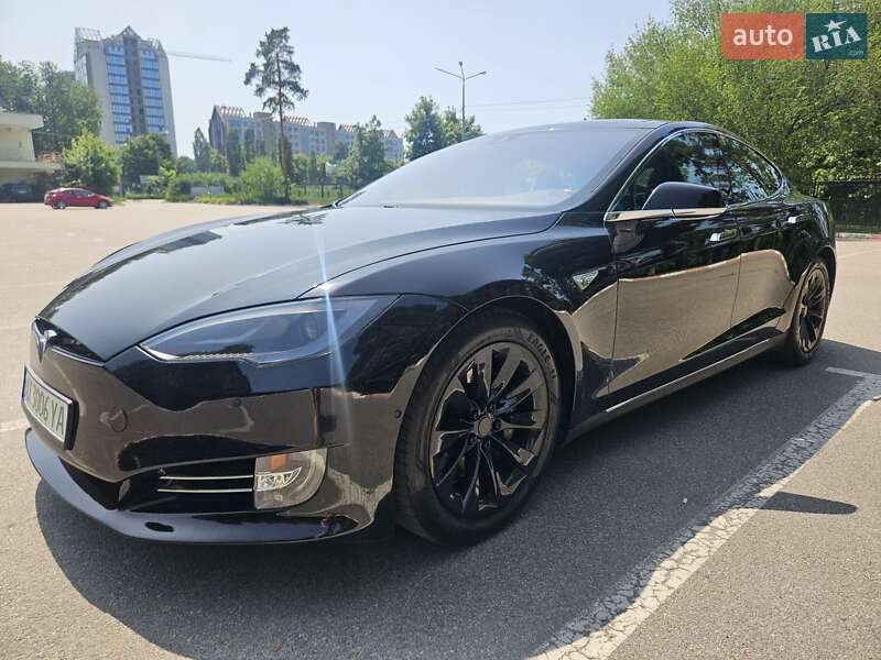 Лифтбек Tesla Model S 2015 в Харькове