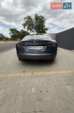 Лифтбек Tesla Model S 2022 в 