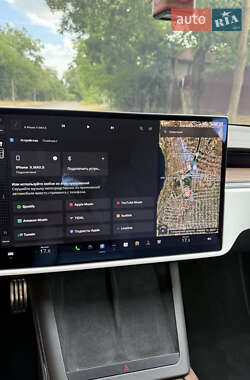 Лифтбек Tesla Model S 2022 в 