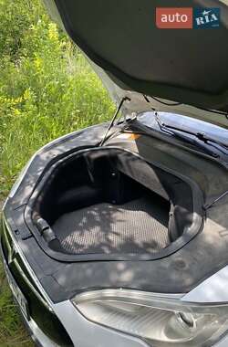 Лифтбек Tesla Model S 2014 в Харькове