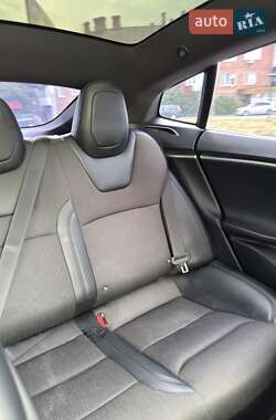 Лифтбек Tesla Model S 2018 в 